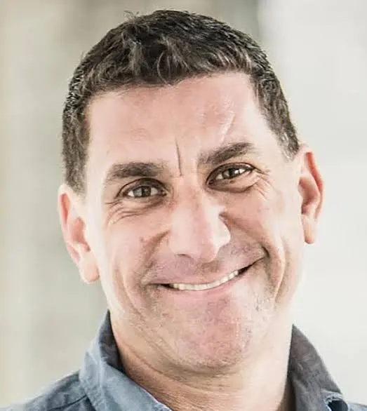 File:David Borgenict.webp